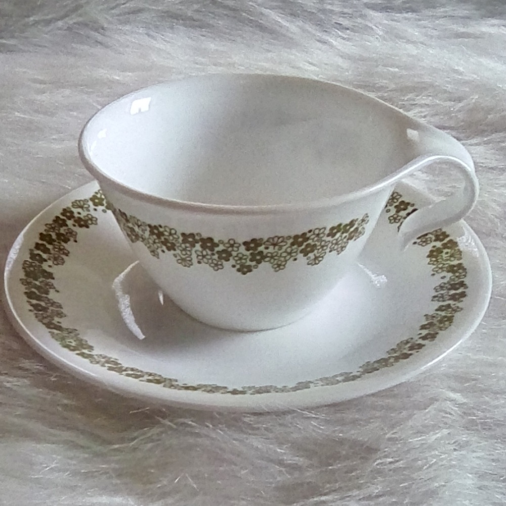 CORELLE VINTAGE 3 sets Crazy Daisy Spring Blossom Hook Handle Cup Saucer